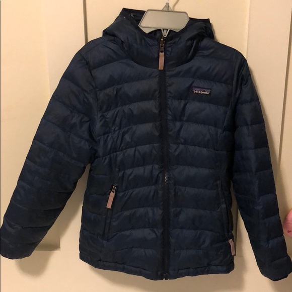 Patagonia Other - Girl’s Patagonia Reversible Puffer Jacket - M -10